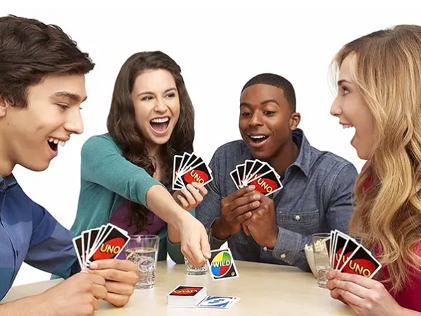 Hướng dẫn chơi bài Uno chuẩn luật nhất, dễ chơi dễ thắng