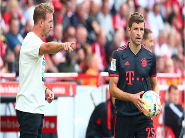 Tin Bayern 21/9: Giám đốc thể thao Oliver Kahn cảnh báo cầu thủ