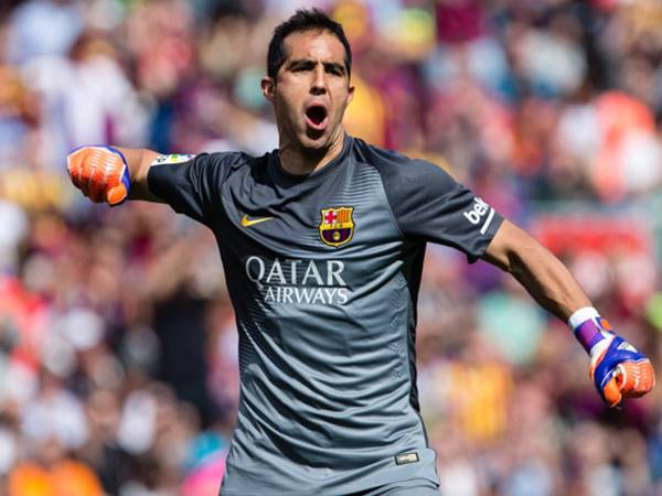 thu-mon-barca-2015-claudio-bravo