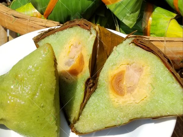 Mơ thấy bánh ú được người khác tặng